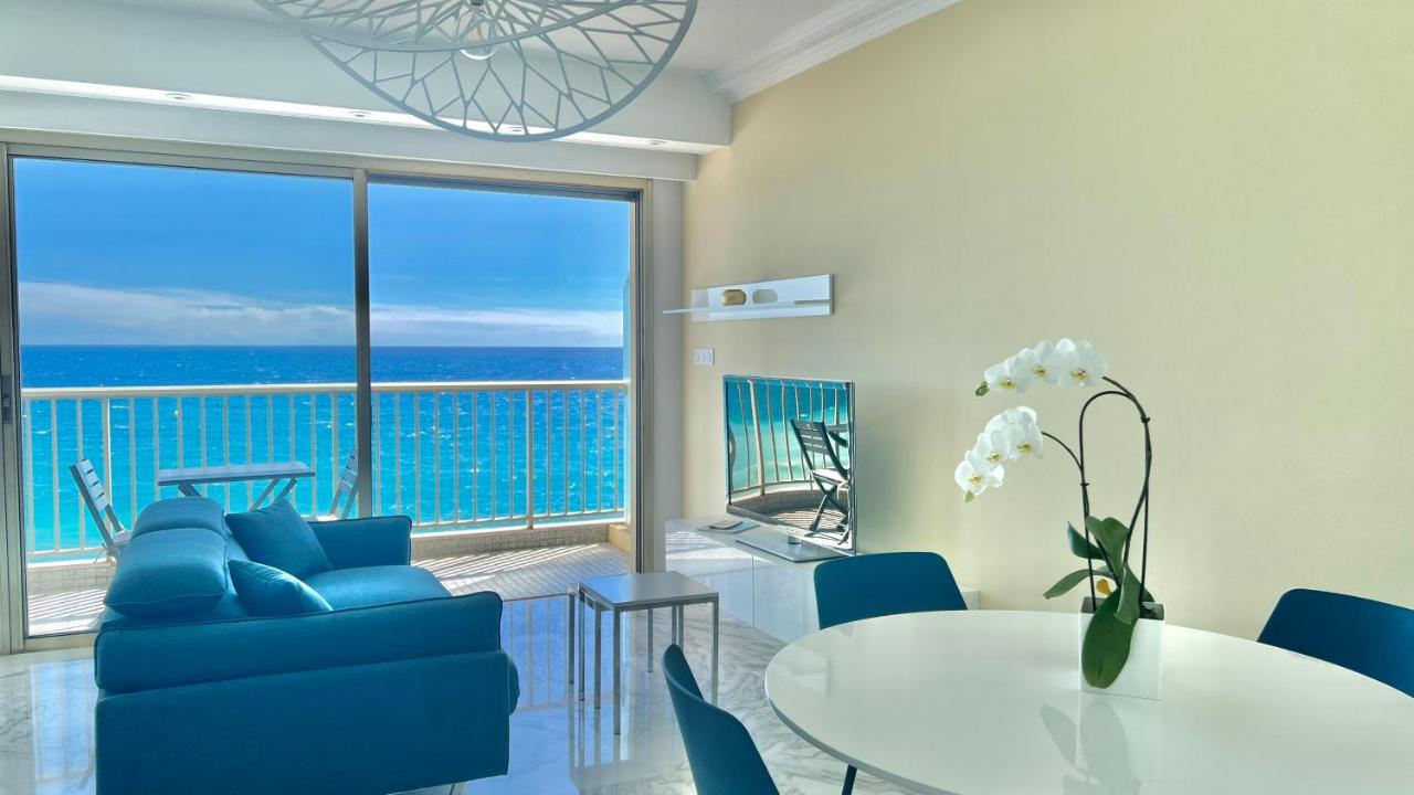 Seaviews By Jenni Menton, La Suite, Superbe Front De Mer, Top Emplacement Avec Terrasse Et Parking! エクステリア 写真